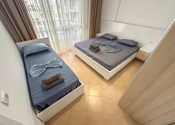 The Admirals View 公寓 *