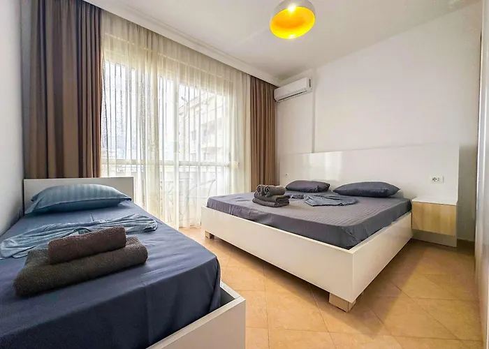 The Admirals View 公寓 Durrës